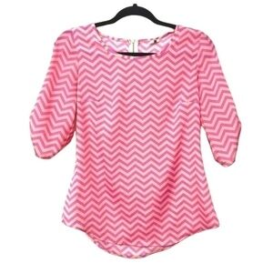 🦄2/$20 Anthro Needle & Thread Pink Chevron Blouse